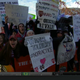 Illustration for article titled Yale Cites Wikipedia: Your emCollege GameDay/em Sign Roundup